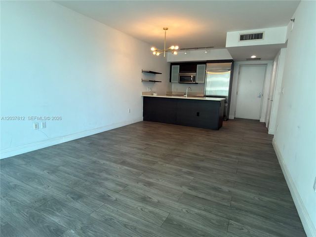 500 Brickell Avenue 1906, Miami, FL 33131