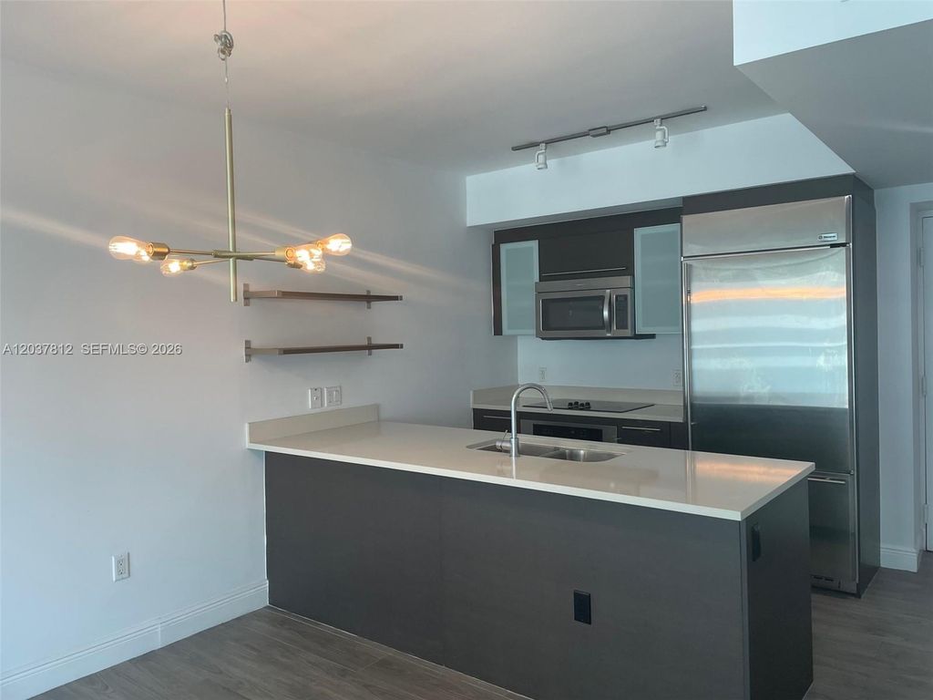 500 Brickell Avenue 1906, Miami, FL 33131