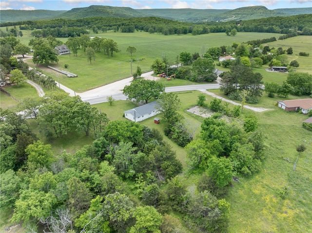 6610 W 392 Highway, Harrison, AR 72601