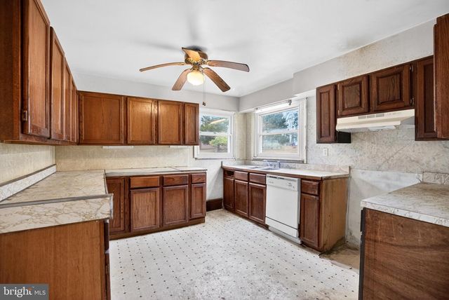 2730 GARWOOD RD, Sicklerville, NJ 08081