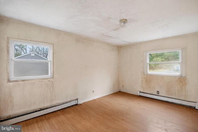 2730 GARWOOD RD, Sicklerville, NJ 08081