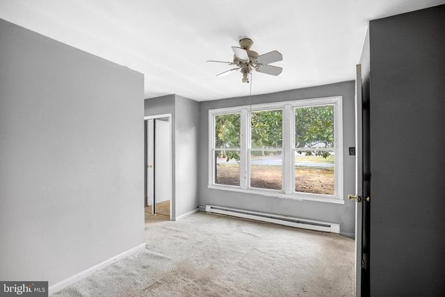 2730 GARWOOD RD, Sicklerville, NJ 08081