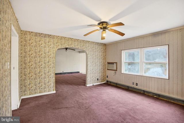 2730 GARWOOD RD, Sicklerville, NJ 08081