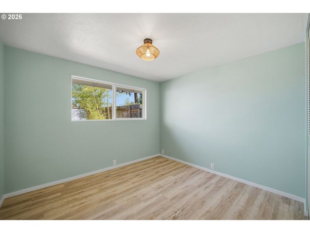 3465 STRATHMORE Pl, Eugene, OR 97405
