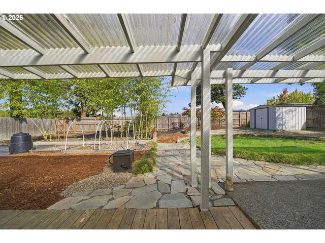 3465 STRATHMORE Pl, Eugene, OR 97405