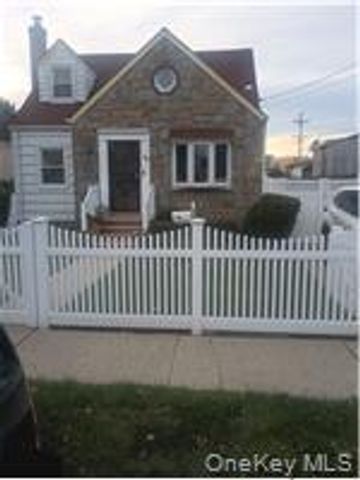 16 Stone Street, Elmont, NY 11003