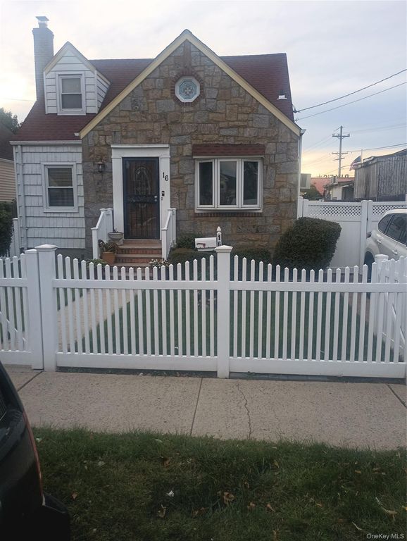 16 Stone Street, Elmont, NY 11003 — exterior