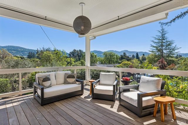 1145 3rd Ave, Napa, CA 94558