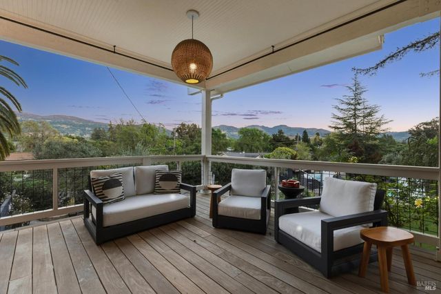 1145 3rd Ave, Napa, CA 94558