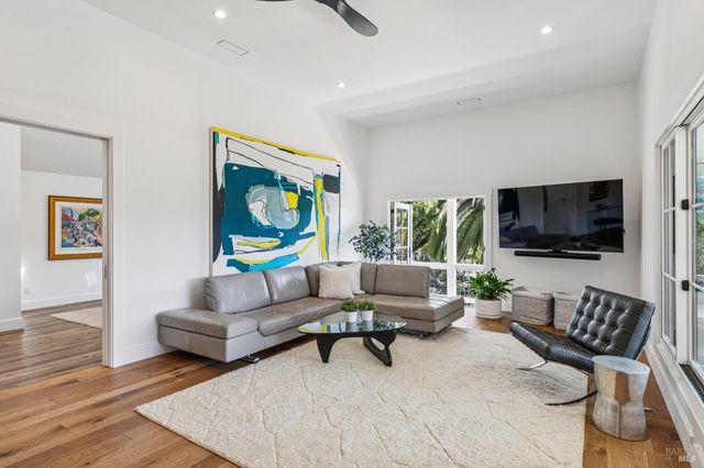 1145 3rd Ave, Napa, CA 94558