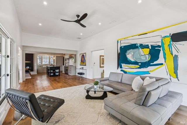 1145 3rd Ave, Napa, CA 94558