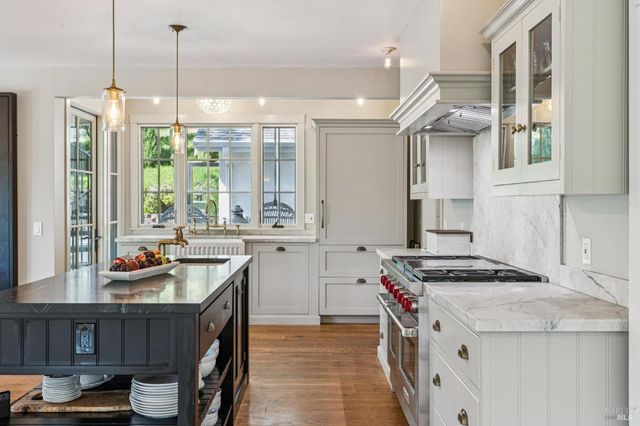 1145 3rd Ave, Napa, CA 94558