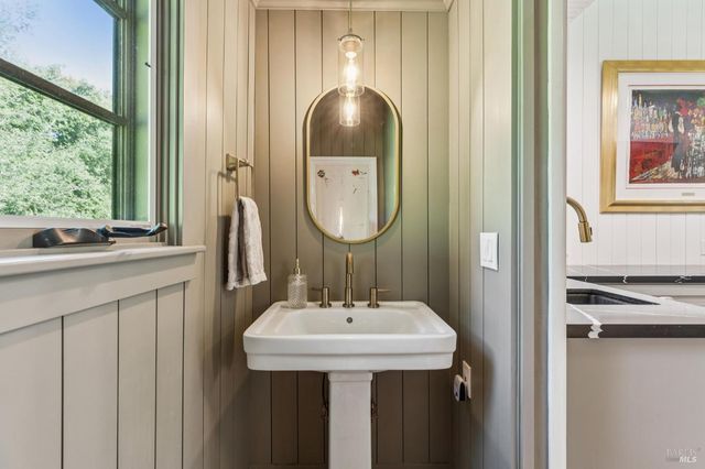 1145 3rd Ave, Napa, CA 94558