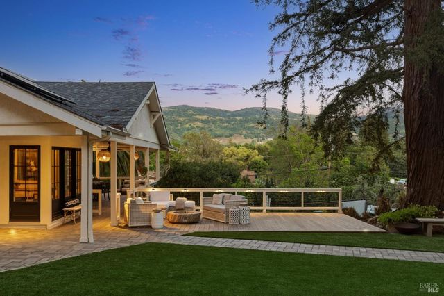 1145 3rd Ave, Napa, CA 94558