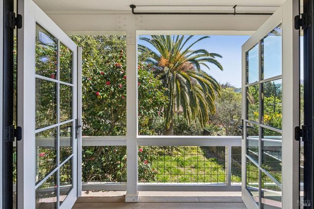 1145 3rd Ave, Napa, CA 94558