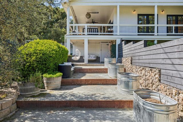 1145 3rd Ave, Napa, CA 94558