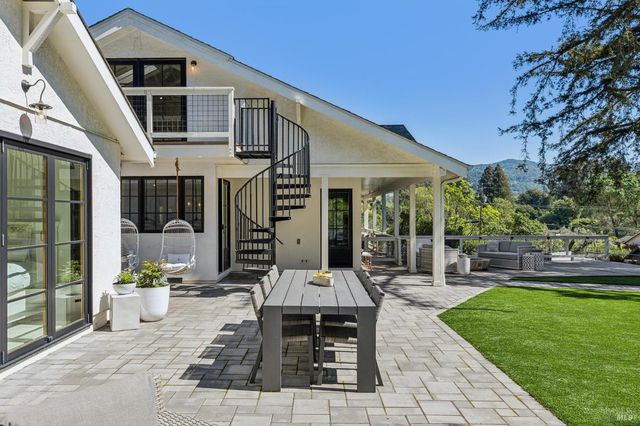 1145 3rd Ave, Napa, CA 94558