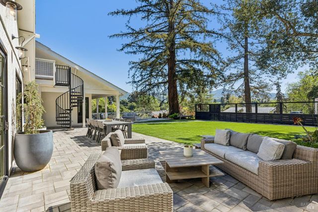 1145 3rd Ave, Napa, CA 94558