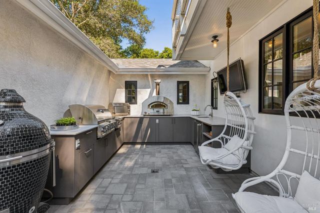 1145 3rd Ave, Napa, CA 94558