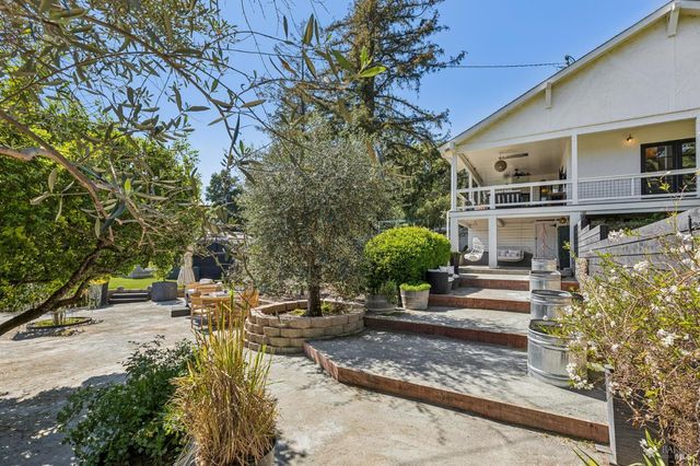 1145 3rd Ave, Napa, CA 94558