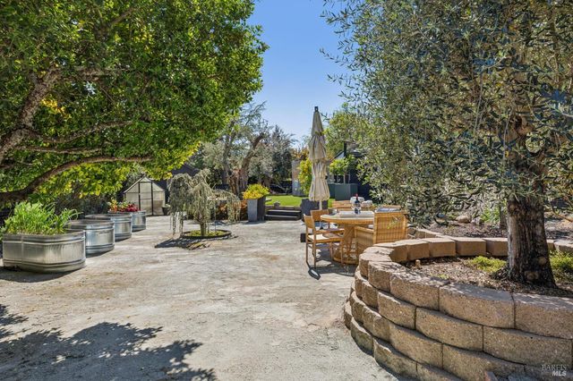1145 3rd Ave, Napa, CA 94558