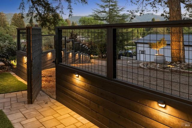 1145 3rd Ave, Napa, CA 94558