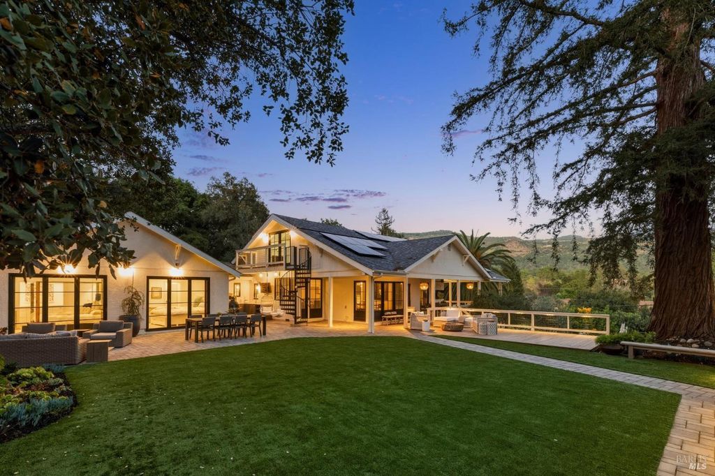 1145 3rd Ave, Napa, CA 94558