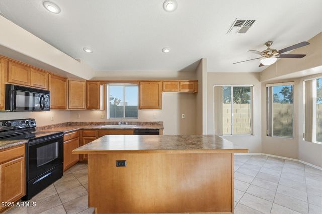 409 S CHOLLA Street, Gilbert, AZ 85233