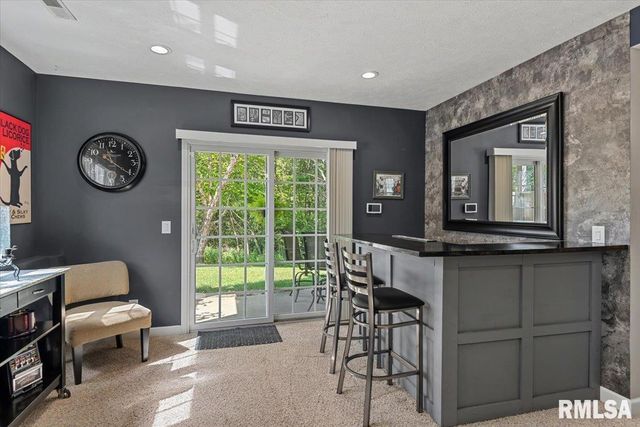 310 BOULDER CREEK Drive, Chatham, IL 62629