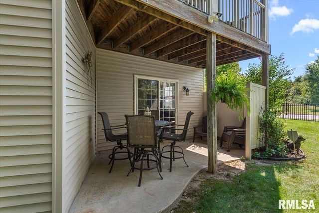 310 BOULDER CREEK Drive, Chatham, IL 62629