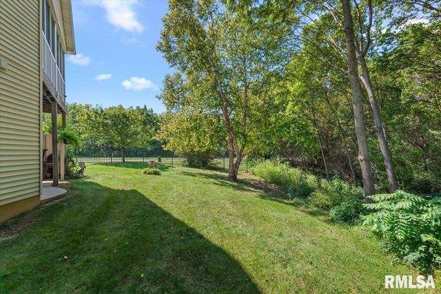 310 BOULDER CREEK Drive, Chatham, IL 62629