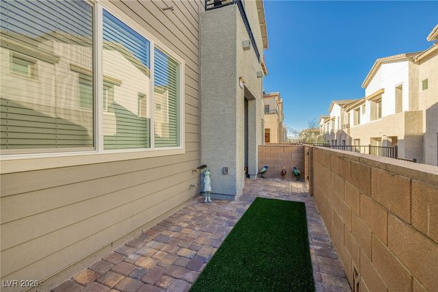 1548 Maria Crossing Avenue, Henderson, NV 89002