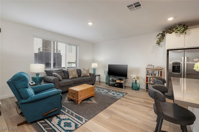 1548 Maria Crossing Avenue, Henderson, NV 89002