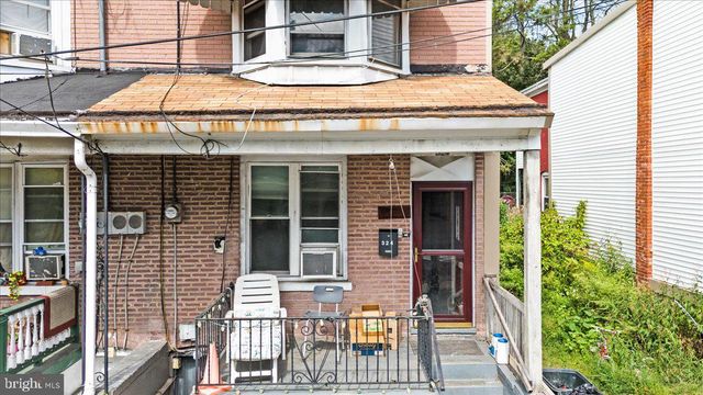 324 E ARCH ST, Pottsville, PA 17901
