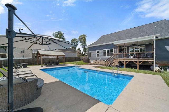 7107 Rae Farms Way, Greensboro, NC 27455