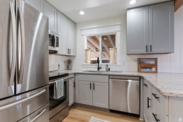 339 W 4675 S, Washington Terrace, UT 84405