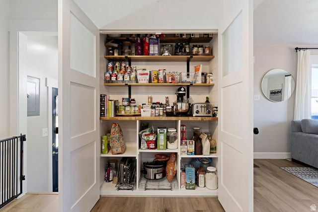 339 W 4675 S, Washington Terrace, UT 84405