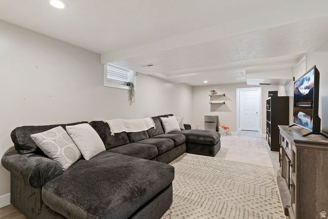 339 W 4675 S, Washington Terrace, UT 84405