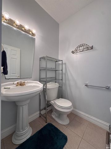 11624 W Briarwood Drive, Monticello, IN 47960