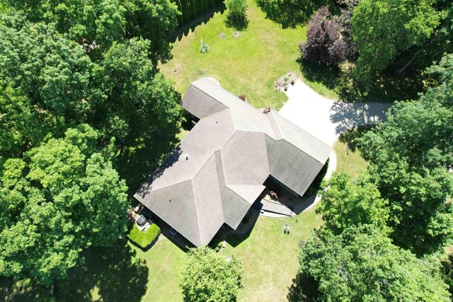 11624 W Briarwood Drive, Monticello, IN 47960