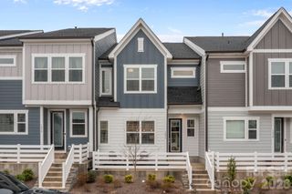 109 Isleworth Avenue C, Mooresville, NC 28117