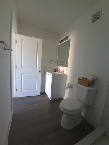 9040 NW 26th Place, Sunrise, FL 33322