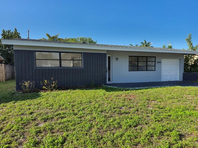 9040 NW 26th Place, Sunrise, FL 33322