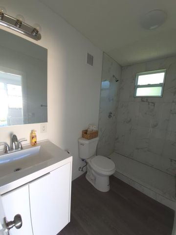 9040 NW 26th Place, Sunrise, FL 33322