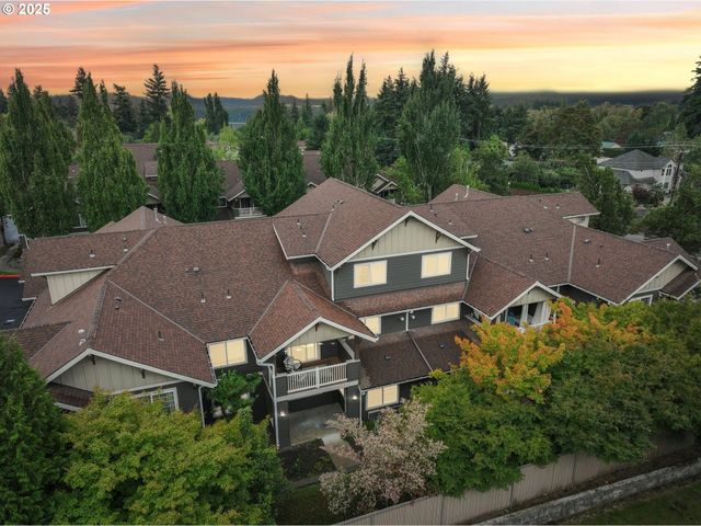 10800 Se 17TH Cir 222, Vancouver, WA 98664