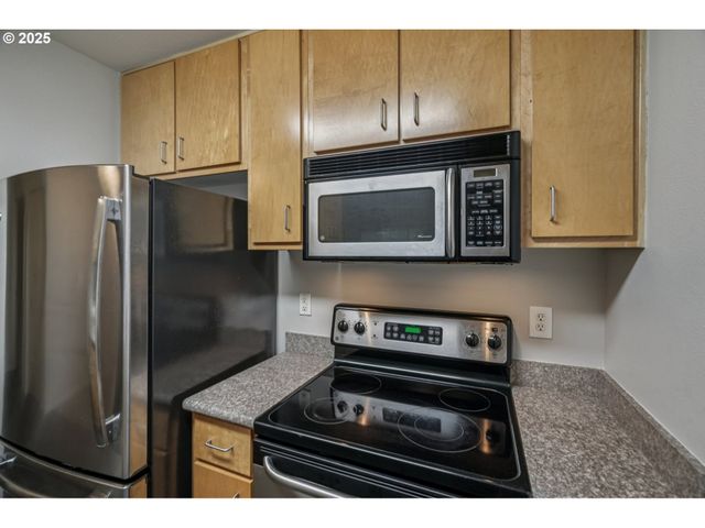 10800 Se 17TH Cir 222, Vancouver, WA 98664
