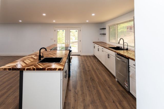 114 Locust Street, South Union Twp, PA 15445