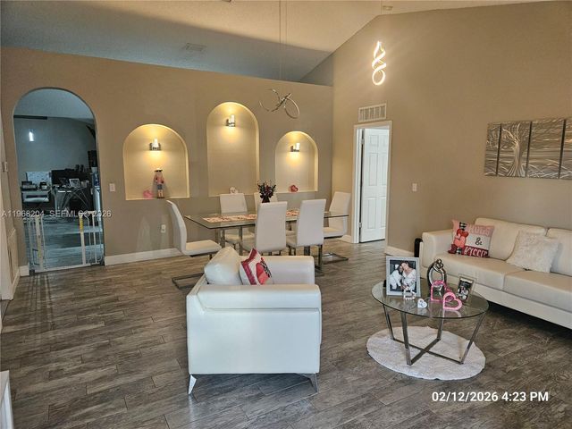 3046 Blaine Circle, Deltona, FL 32738