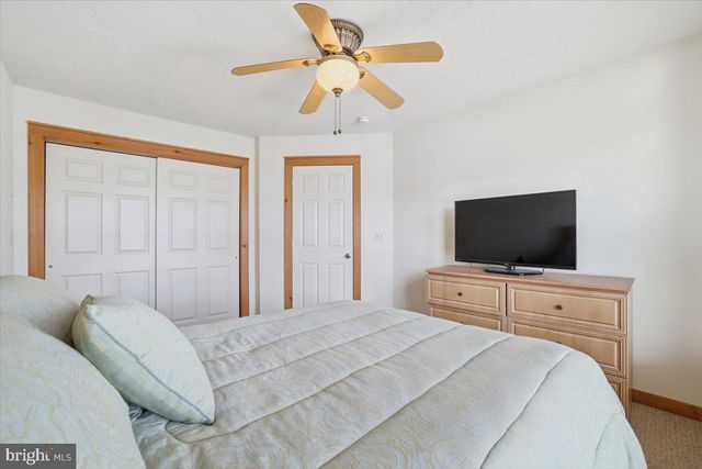 207 SYCAMORE CT, Tannersville, PA 18372