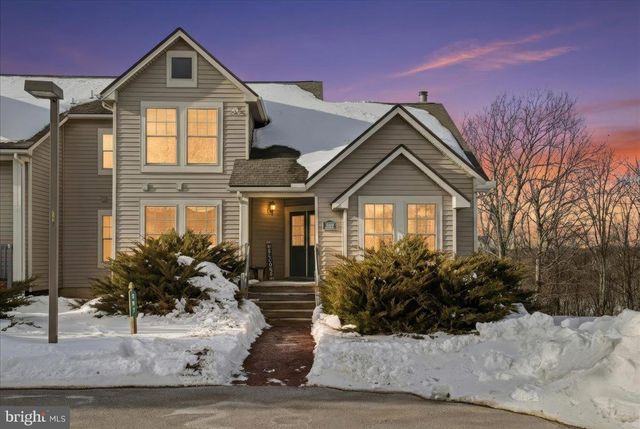 207 SYCAMORE CT, Tannersville, PA 18372